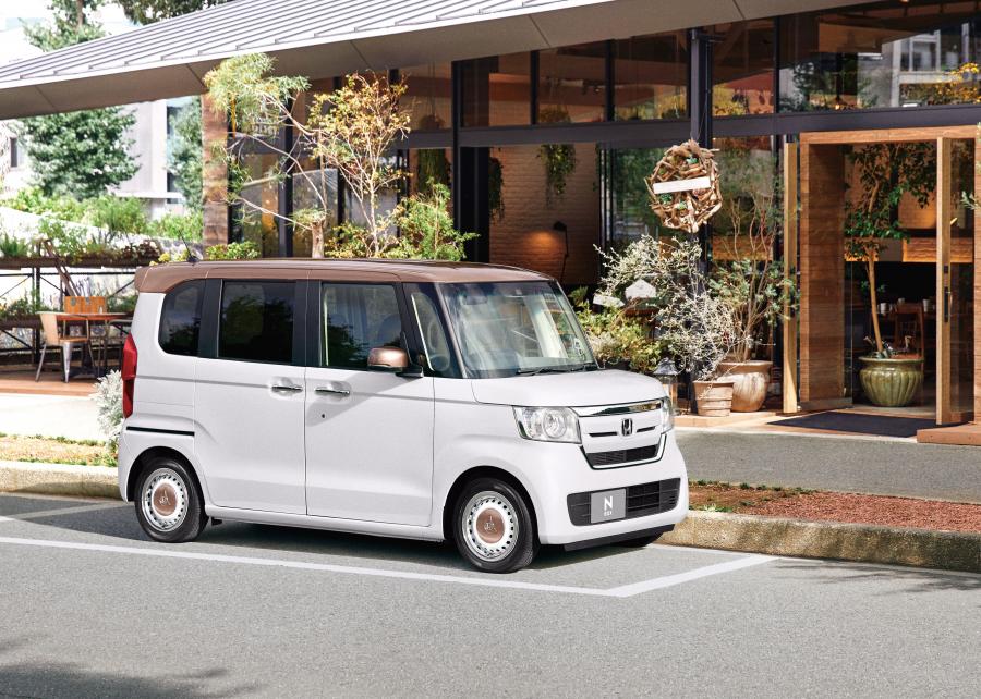  Honda N Box Copper Brown Style 2018 года  (фото 1 из 5)